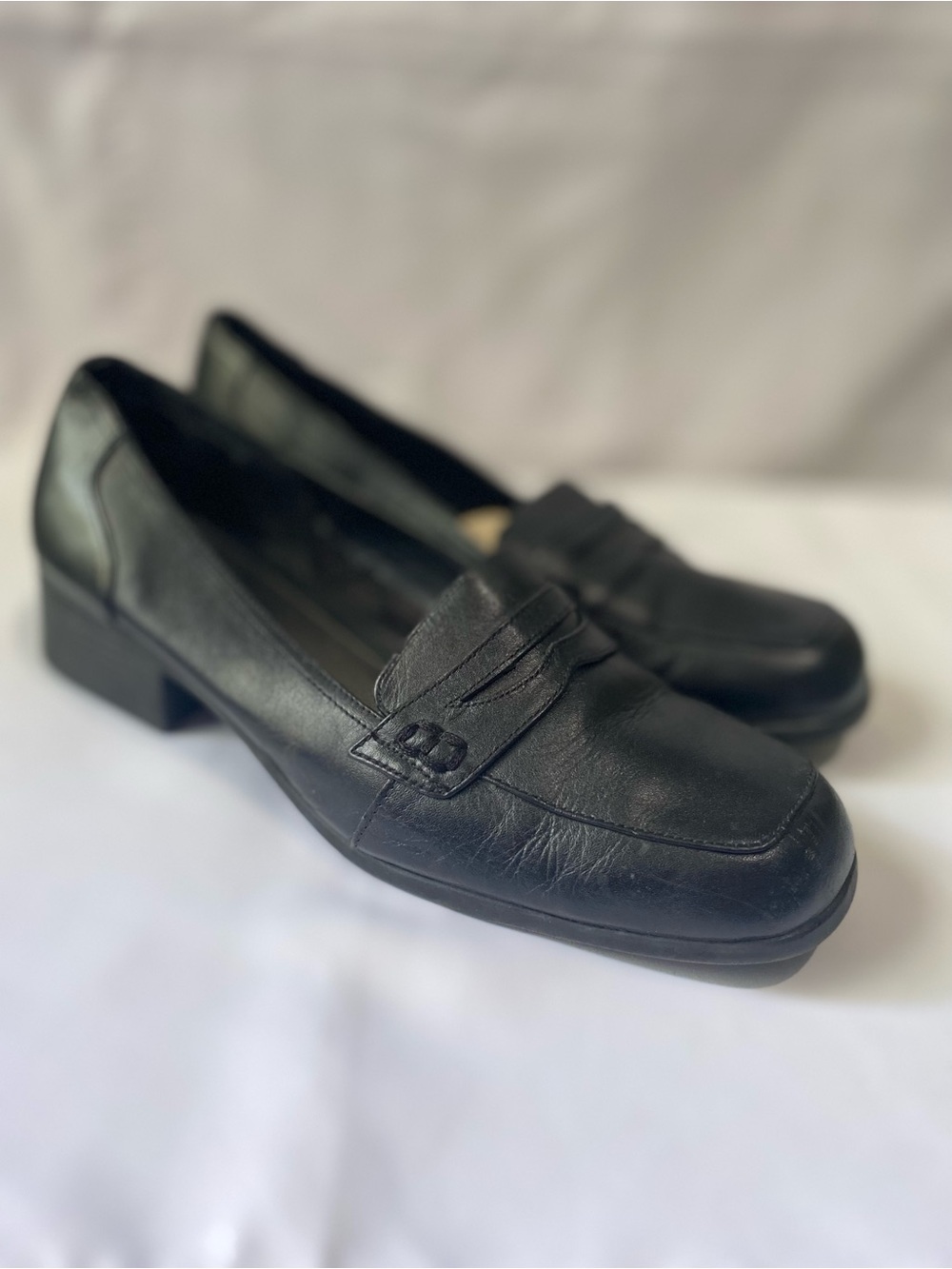 Womens Covington Black “Henny” Block Heel Penny Loafers